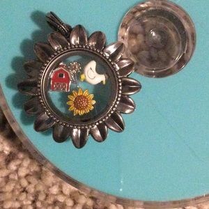 Origami Owl sunflower locket with charms
